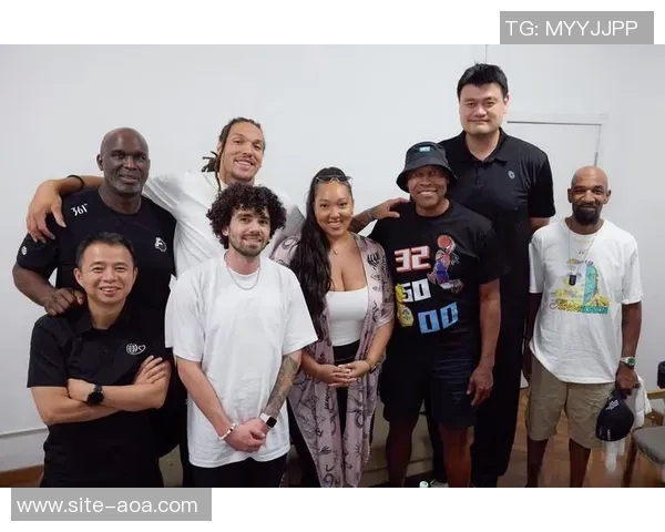 本戈登回忆初见姚明时的震撼感受竟认为他体内有外星人操控着他