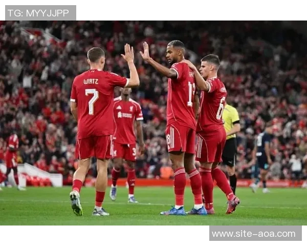 帕杜盛赞伊万托尼为顶级前锋吸引英超各队目光