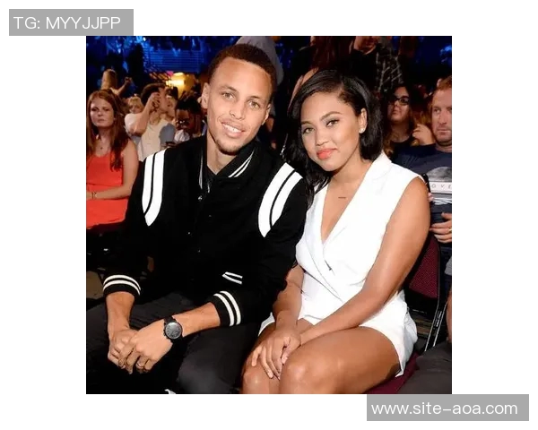 夸梅：库嫂应珍惜库里真爱而非追求外在不满