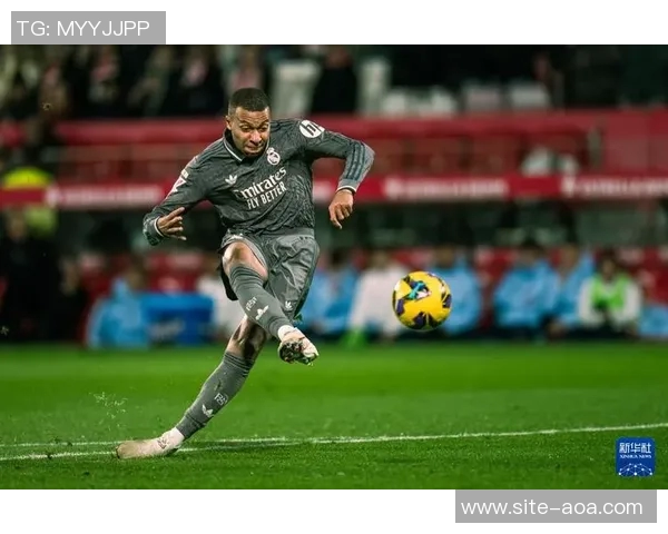 西甲射手榜更新姆巴佩领跑阿尔瓦雷斯紧随其后维尼修斯表现出色