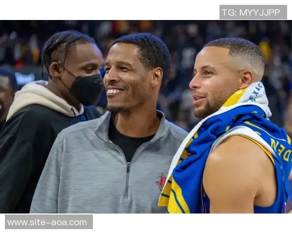 火箭队如何凭借强大阵容逆转局势并为年轻球员提供成长机会