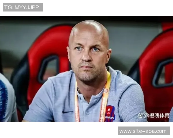 阿贾克斯计划邀请小克鲁伊夫担任技术总监以寻找新任主帅